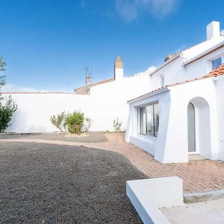 Villa Propriete 8 Avec Jardin *